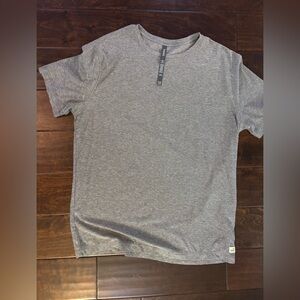 Vuori Men's Current Tech Heather Gray T-Shirt